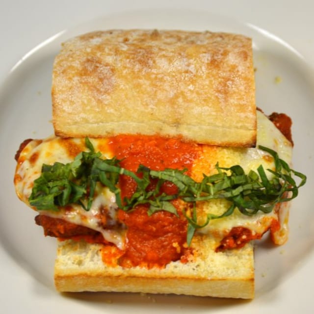 Pollo Parmesan.